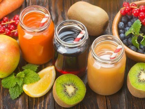 Powody, dla których powinieneś pić świeże, zdrowe soki owocowe